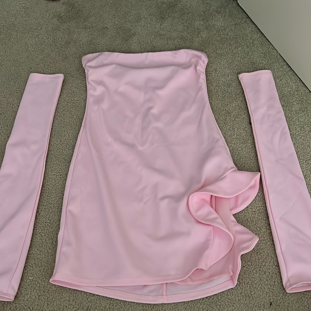 Lucy in the sky mini pink dress with sleeves